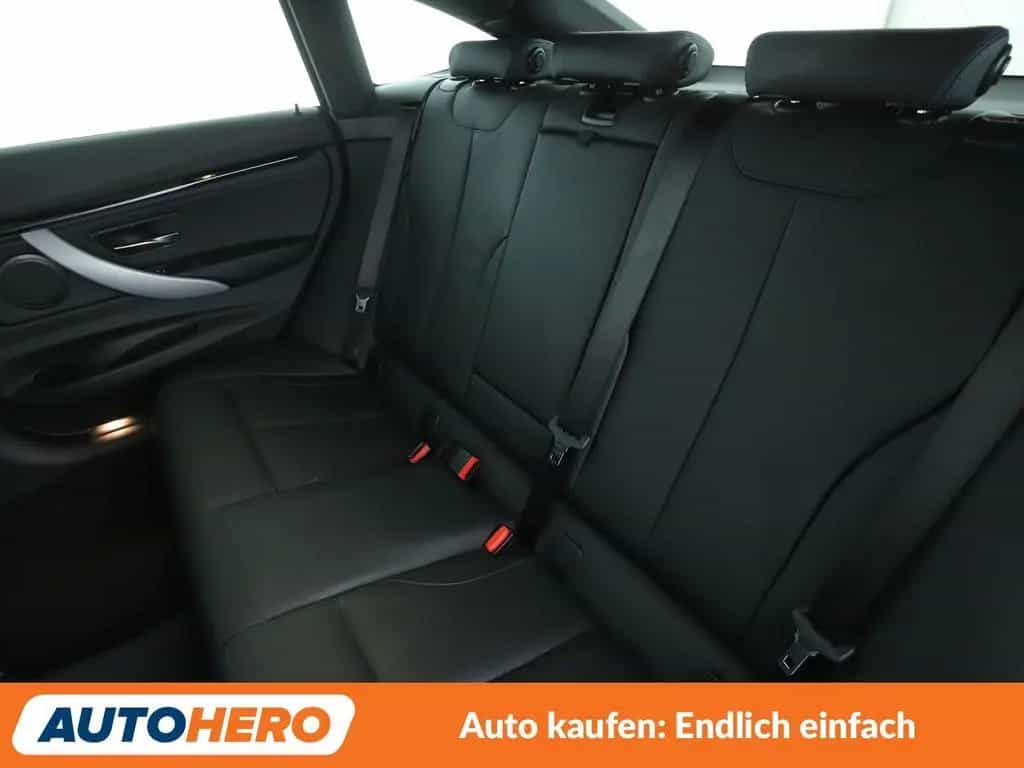 BMW 3 Series 330i GT xDrive M Sport Aut.*NAV*HUD*TEMP*CAM 01/2017-photo-13