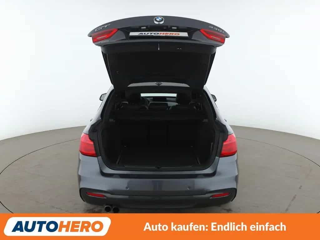 BMW 3 Series 330i GT xDrive M Sport Aut.*NAV*HUD*TEMP*CAM 01/2017-photo-16