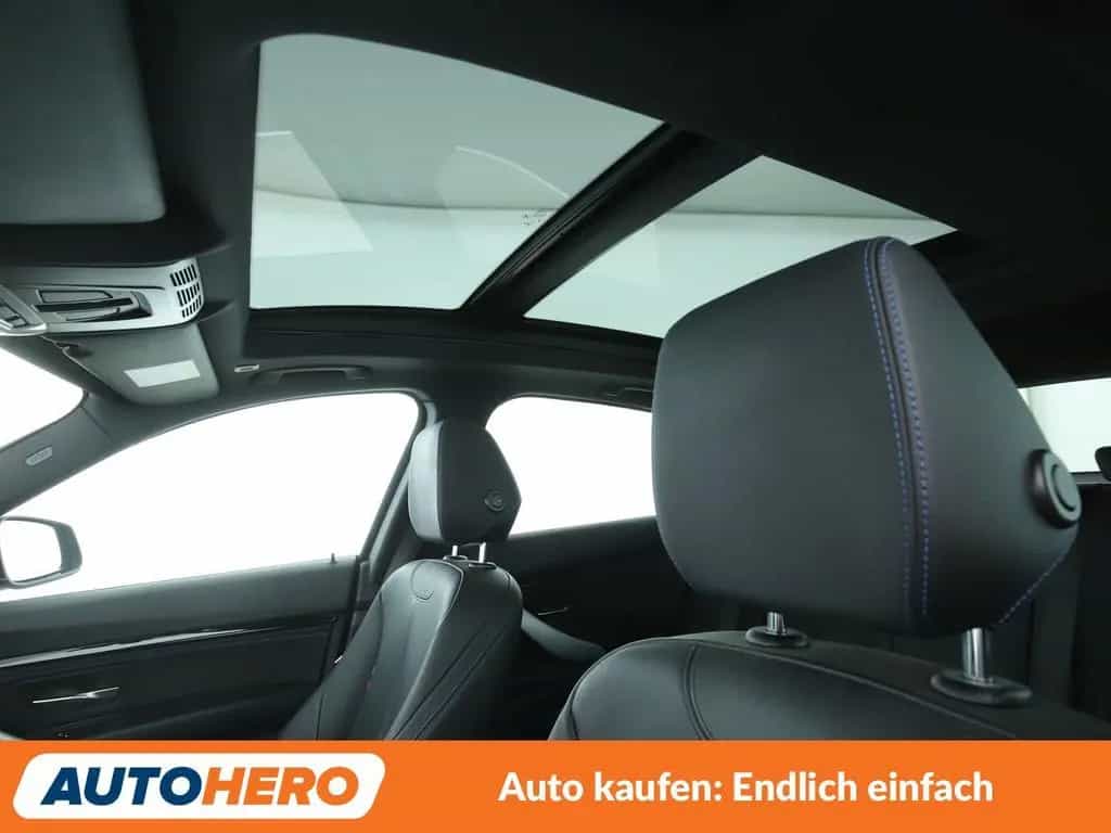 BMW 3 Series 330i GT xDrive M Sport Aut.*NAV*HUD*TEMP*CAM 01/2017-photo-27
