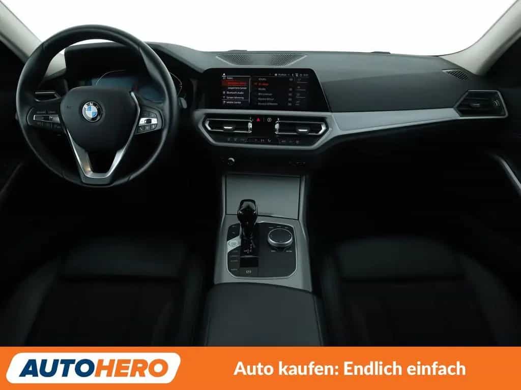 BMW 318 d Aut.*NAVI*LED*CAM*SHZ*TEMPO*ALU* 11/2021-photo-11