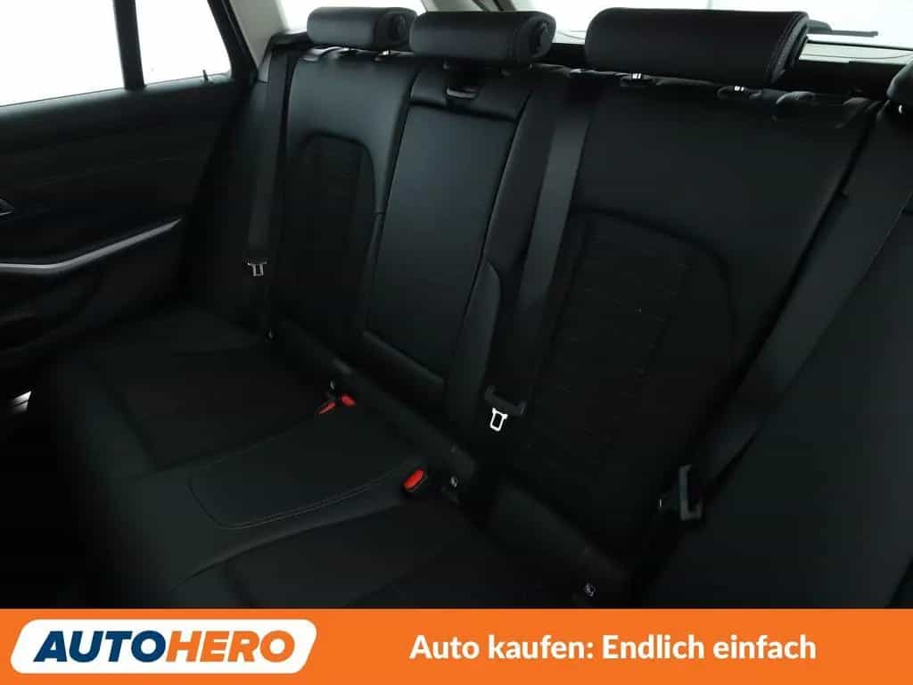 BMW 318 d Aut.*NAVI*LED*CAM*SHZ*TEMPO*ALU* 11/2021-photo-13