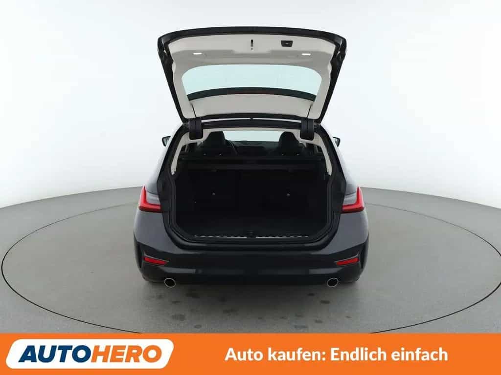 BMW 318 d Aut.*NAVI*LED*CAM*SHZ*TEMPO*ALU* 11/2021-photo-16