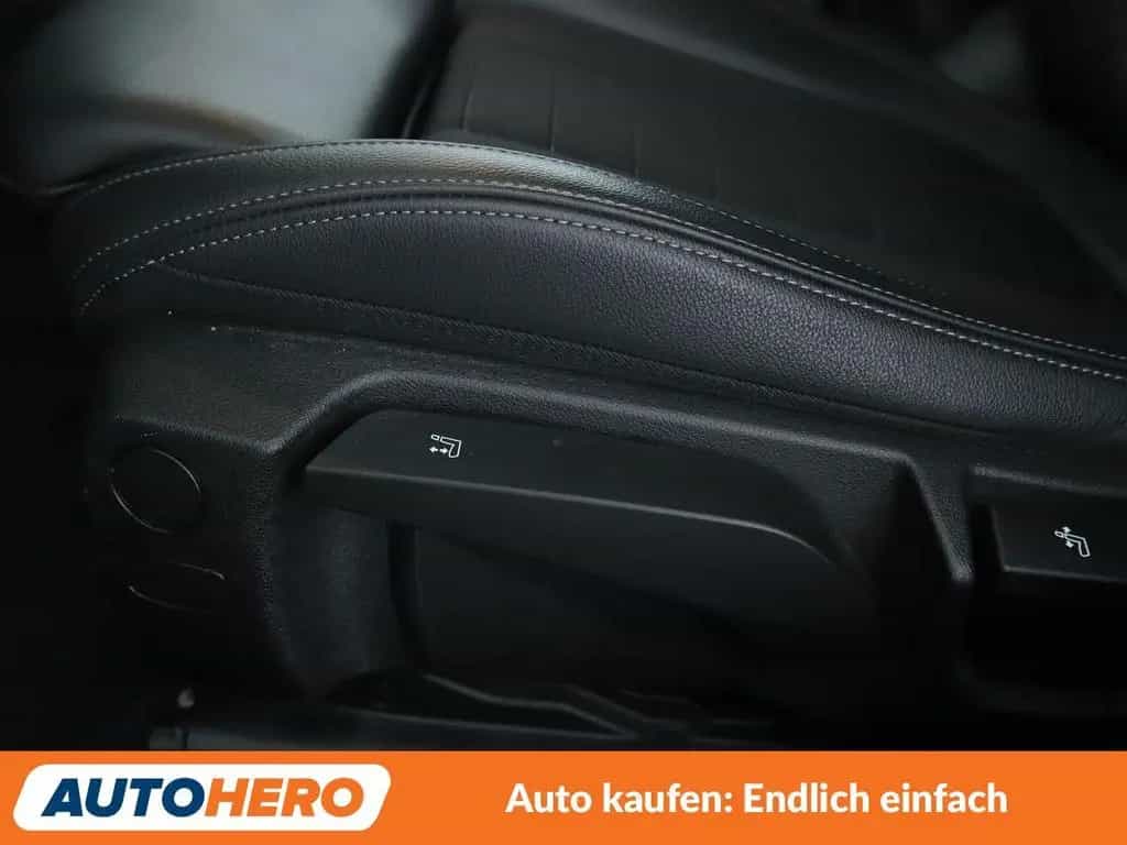 BMW 318 d Aut.*NAVI*LED*CAM*SHZ*TEMPO*ALU* 11/2021-photo-26