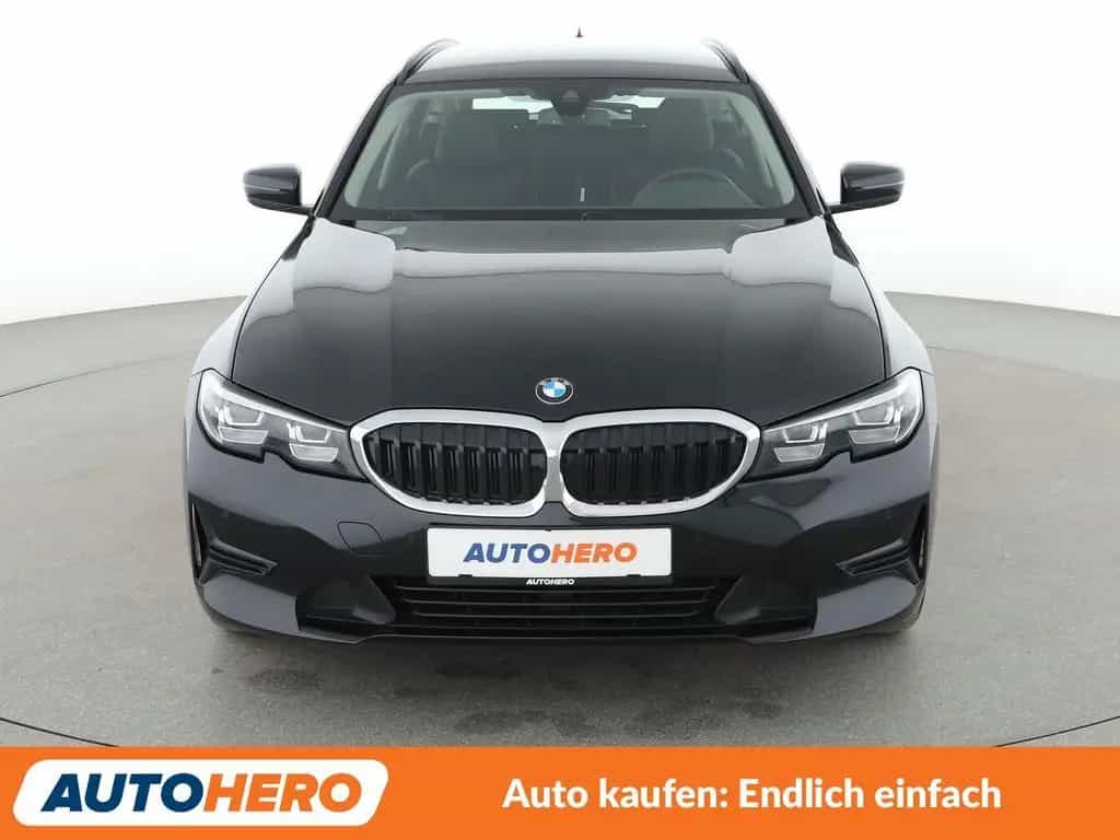 BMW 318 d Aut.*NAVI*LED*CAM*SHZ*TEMPO*ALU* 11/2021-photo-8