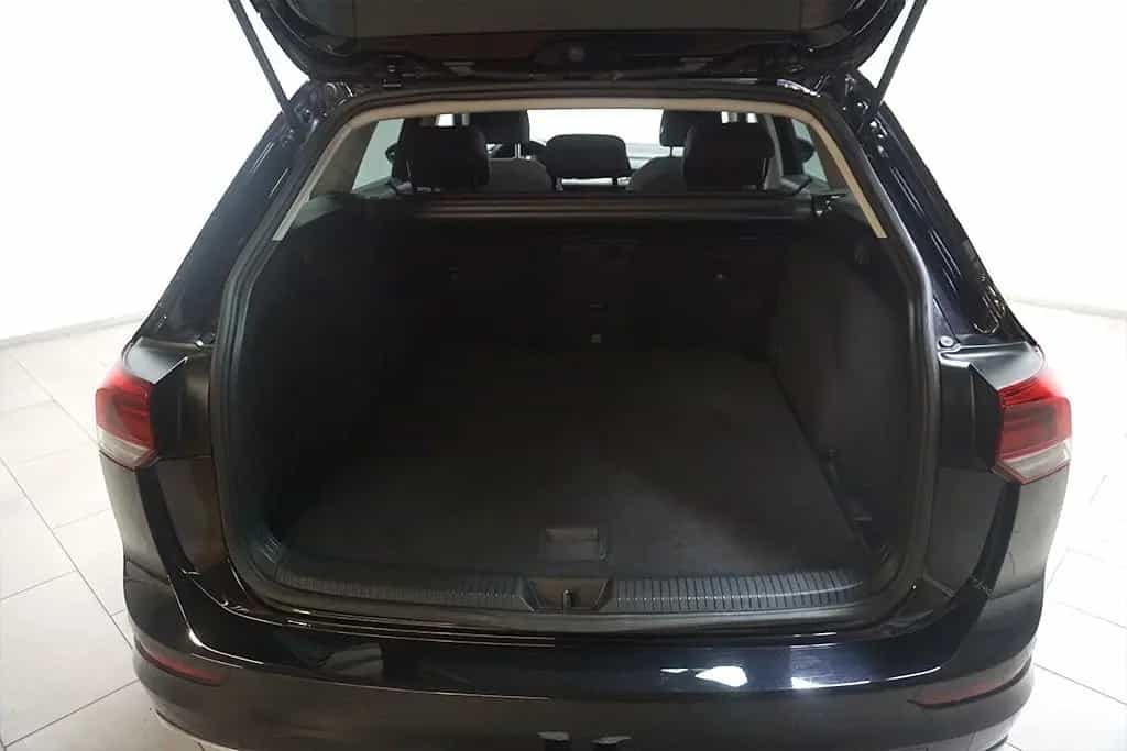 Volkswagen Golf 8 2.0TDI DSG Style Virtual AHK ACC LED 12/2022-photo-12