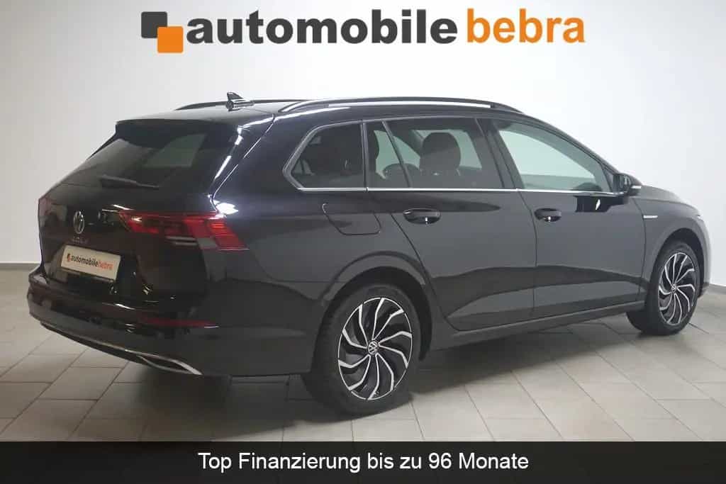 Volkswagen Golf 8 2.0TDI DSG Style Virtual AHK ACC LED 12/2022-photo-3
