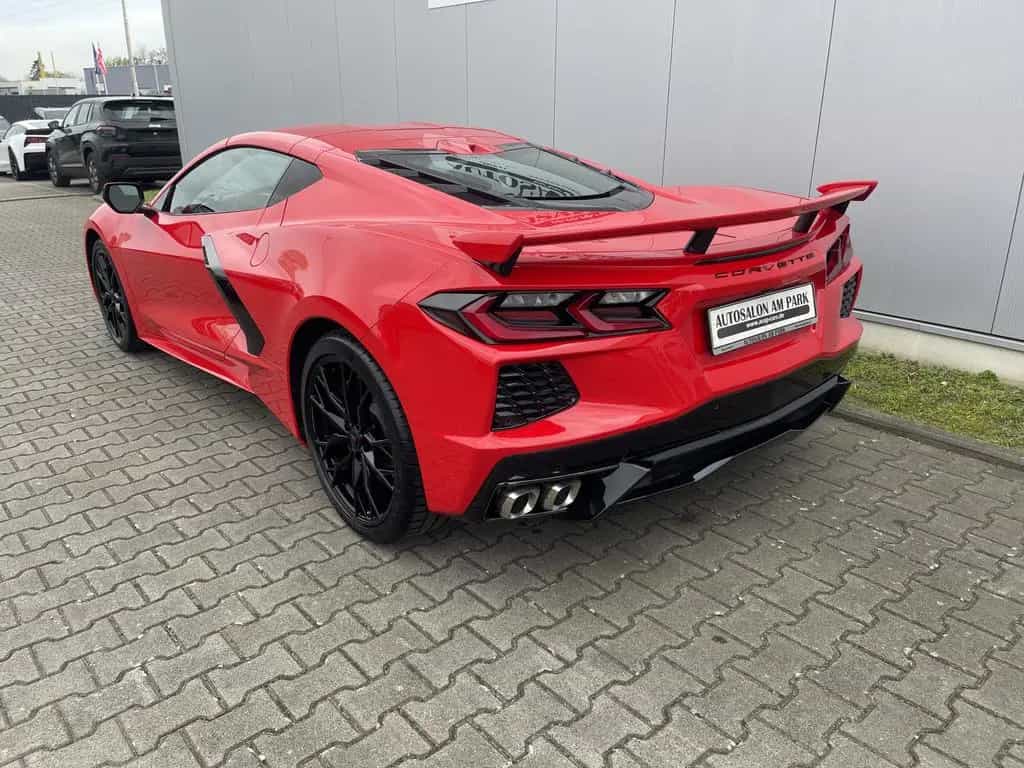 Corvette C8 Stingray Coupe 6,2 V8 2LT MY26 05/2026-photo-12