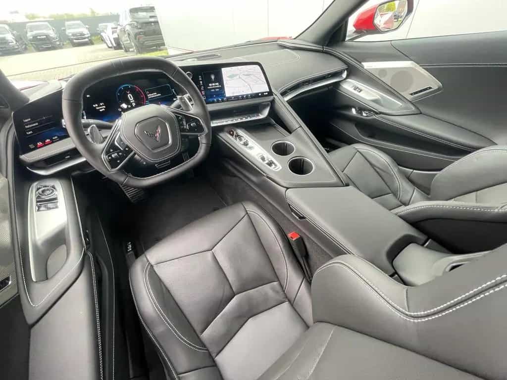 Corvette C8 Stingray Coupe 6,2 V8 2LT MY26 05/2026-photo-18