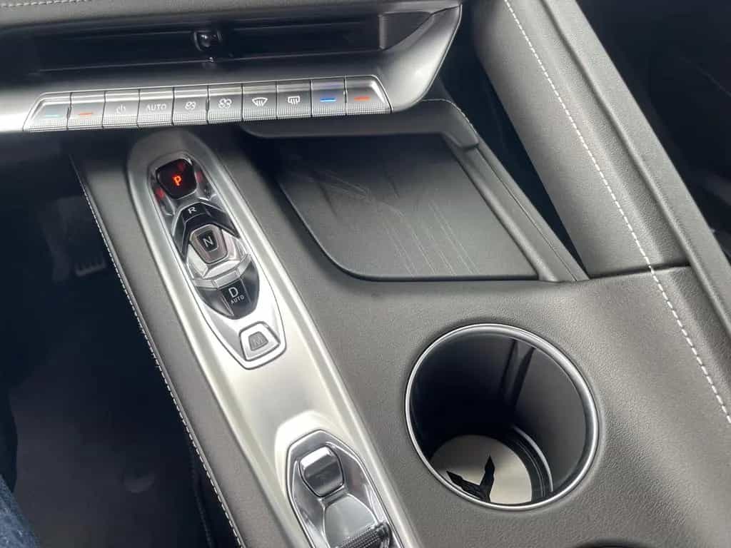 Corvette C8 Stingray Coupe 6,2 V8 2LT MY26 05/2026-photo-22