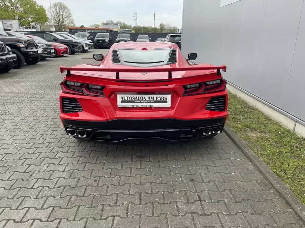 Corvette C8 Stingray Coupe 6,2 V8 2LT MY26 05/2026-photo-3