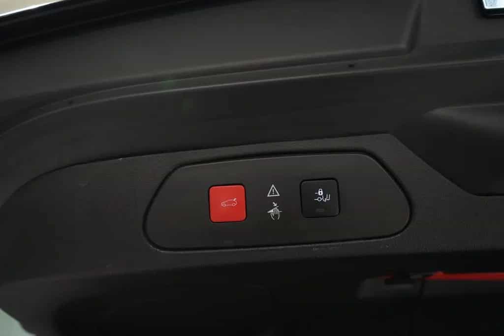 Opel Grandland (X) Ultimate *1.Hand *Kamera 01/2020-photo-17