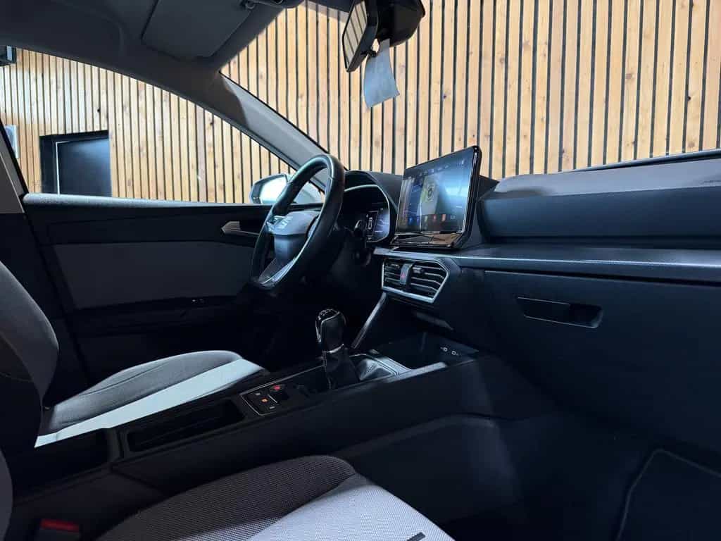 Seat Leon TSI Limo Style *Navi*LED*Virtual*Tempo*PDC* 08/2021-photo-16