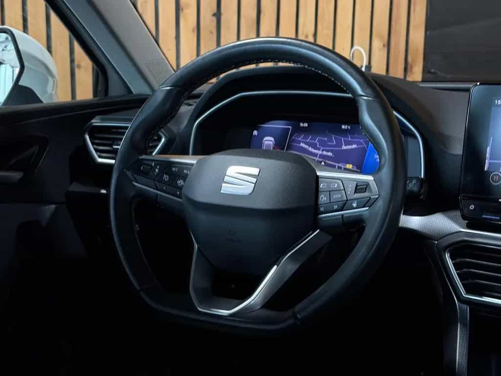 Seat Leon TSI Limo Style *Navi*LED*Virtual*Tempo*PDC* 08/2021-photo-19