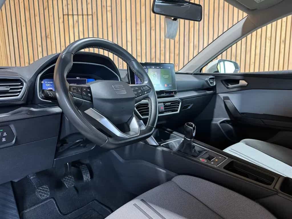 Seat Leon TSI Limo Style *Navi*LED*Virtual*Tempo*PDC* 08/2021-photo-8