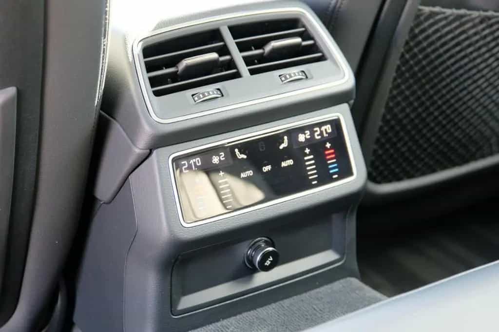 Audi A6 Allroad 40 TDI Business Paket MMI Kamera 05/2021-photo-26