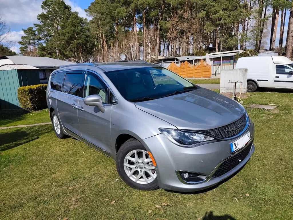 Chrysler Pacifica 03/2020-photo-1