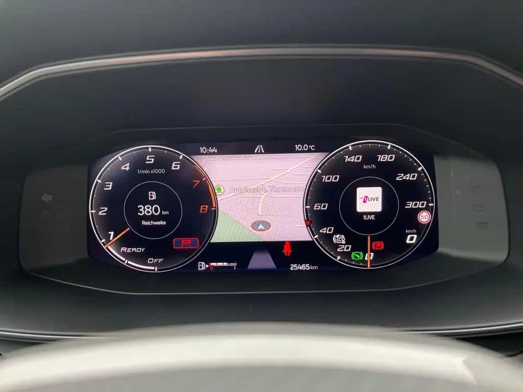 Cupra Formentor VZ 2.0 TSI DSG 360 Kamera Winterpaket 01/2023-photo-11