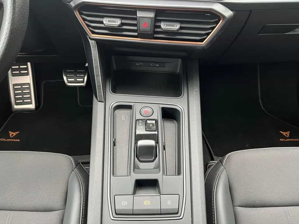Cupra Formentor VZ 2.0 TSI DSG 360 Kamera Winterpaket 01/2023-photo-8
