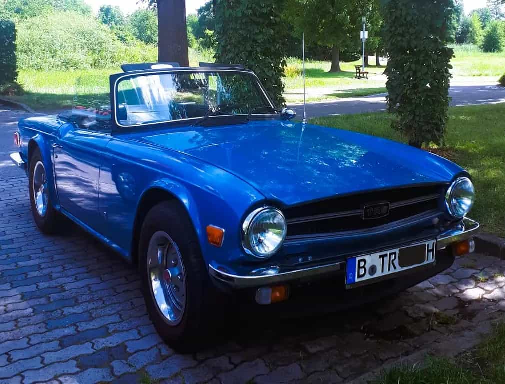Triumph TR6 in seltener Original-TR6-Farbe french blue 07/1975-photo-1