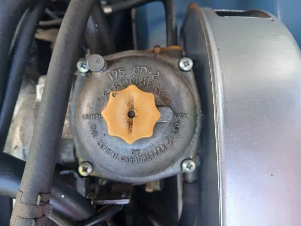 Triumph TR6 in seltener Original-TR6-Farbe french blue 07/1975-photo-14