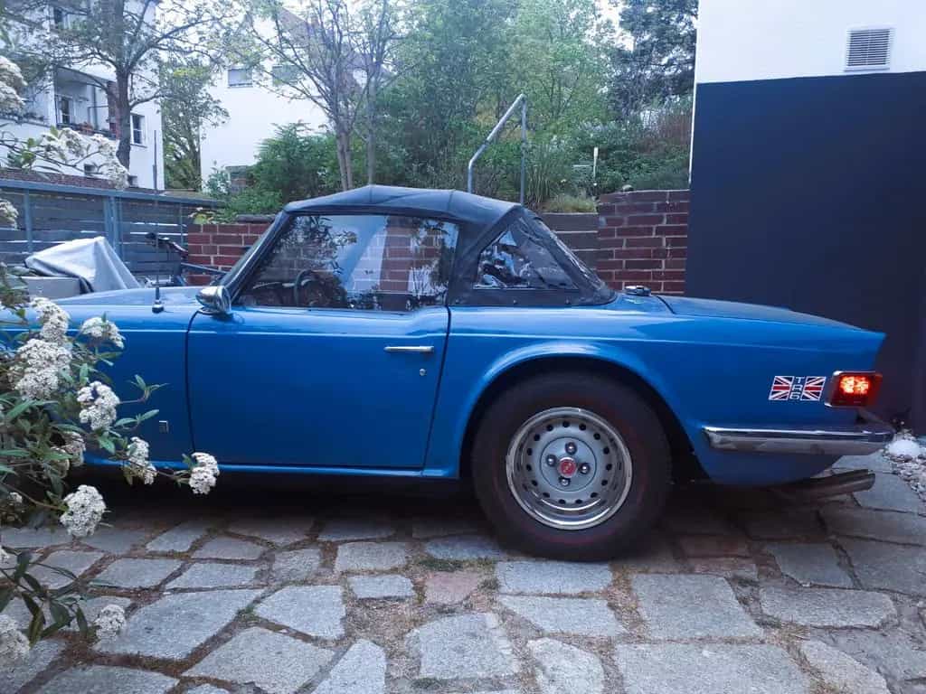 Triumph TR6 in seltener Original-TR6-Farbe french blue 07/1975-photo-8