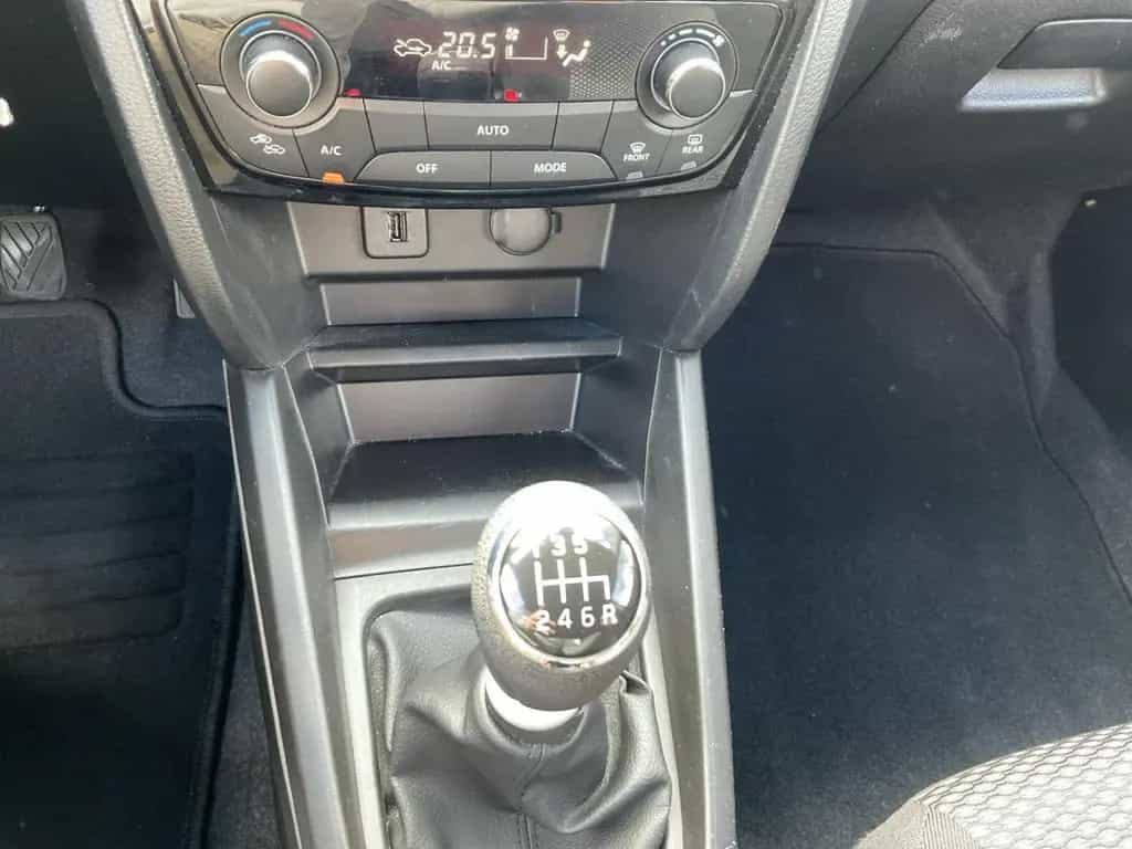 Suzuki Vitara 1.4 DITC Club 4x2 ACC+LED+DAB+BLUETOOTH 10/2021-photo-13