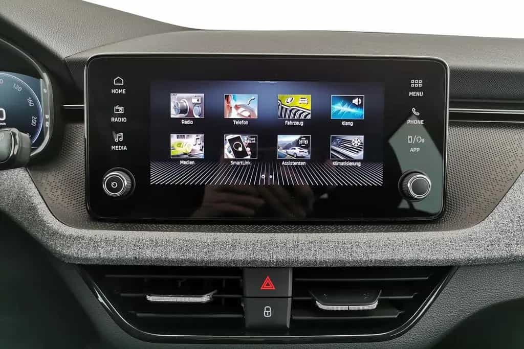 Skoda Kamiq 1.0 TSI Selection Style|LED|SHZG|ACC|RFK 06/2025-photo-11