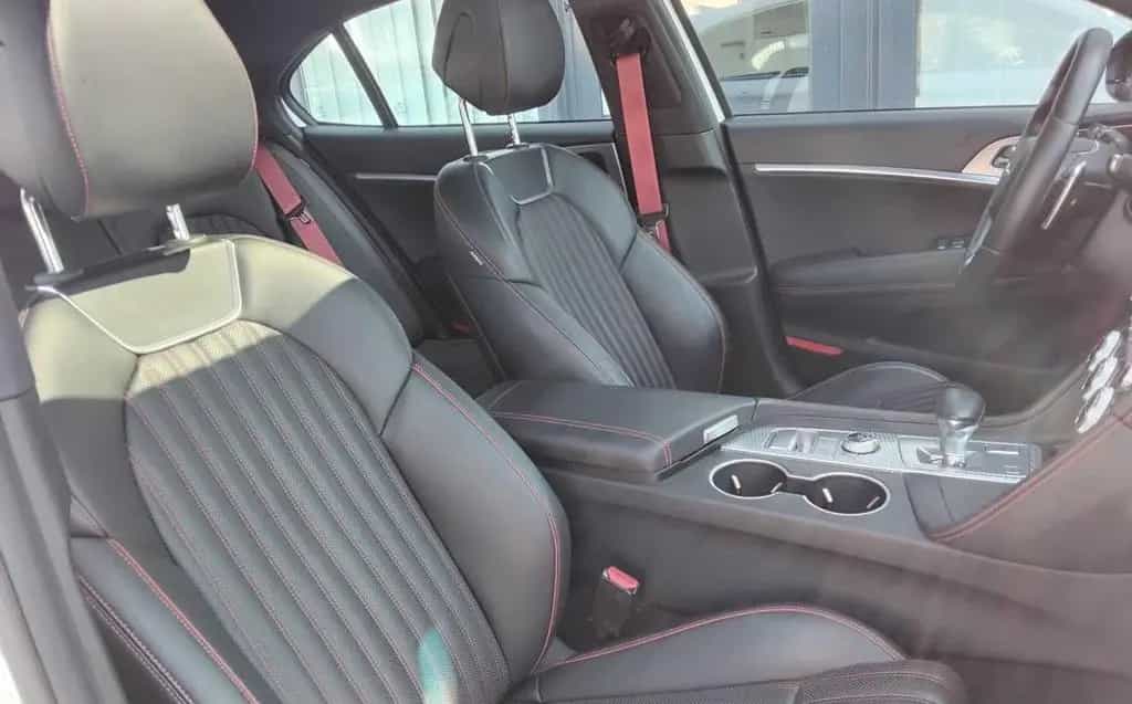 Genesis G70 Sport Plus HUD LEDER SD TECHNIK 07/2022-photo-28