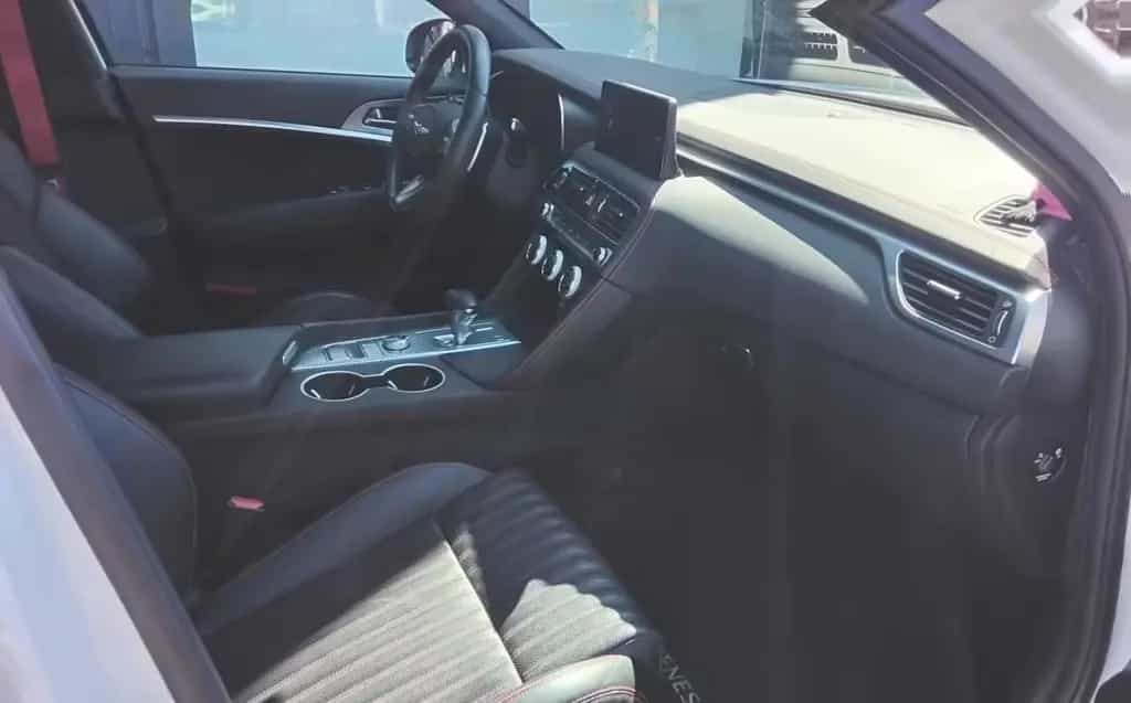 Genesis G70 Sport Plus HUD LEDER SD TECHNIK 07/2022-photo-30