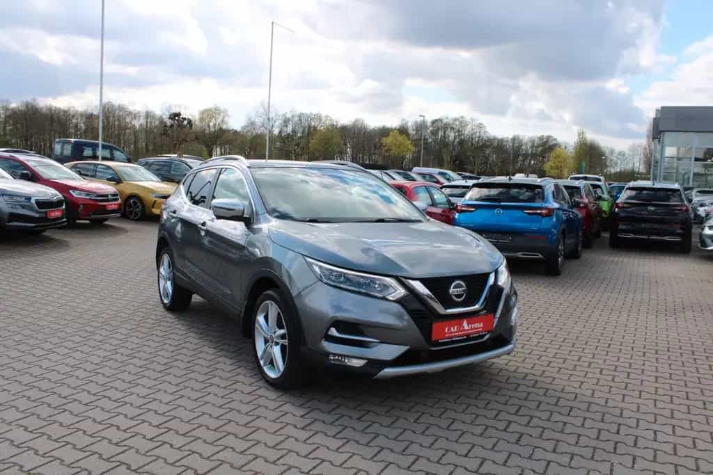 Nissan Qashqai 1.3 *LED*PANO*NAVI*SHZ* 10/2019-photo-0