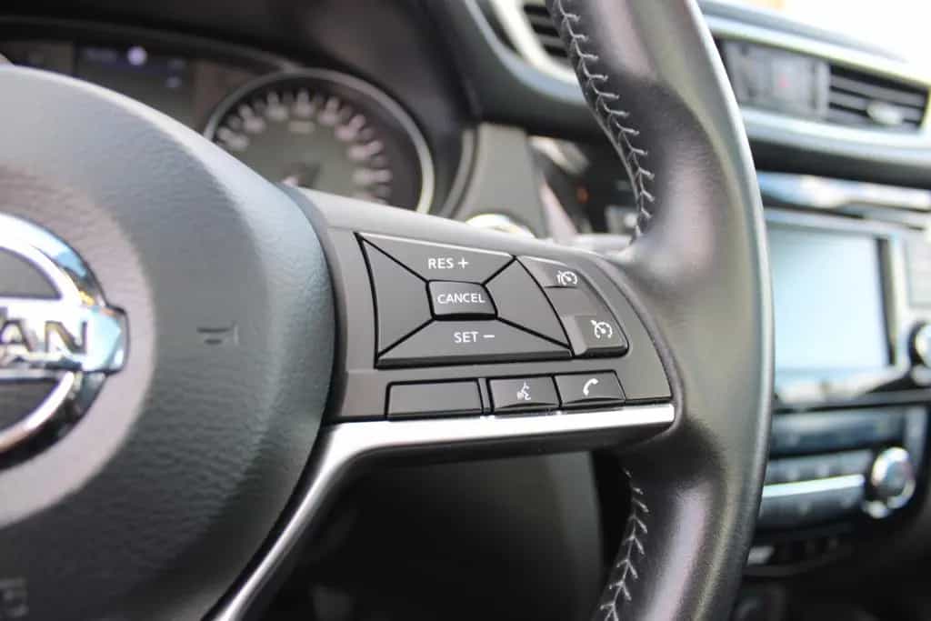 Nissan Qashqai 1.3 *LED*PANO*NAVI*SHZ* 10/2019-photo-11