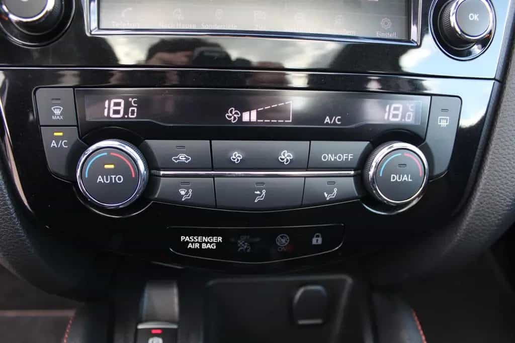 Nissan Qashqai 1.3 *LED*PANO*NAVI*SHZ* 10/2019-photo-14