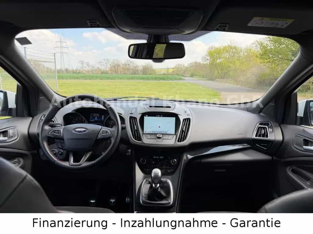 Ford Kuga ST-Line 08/2018-photo-10