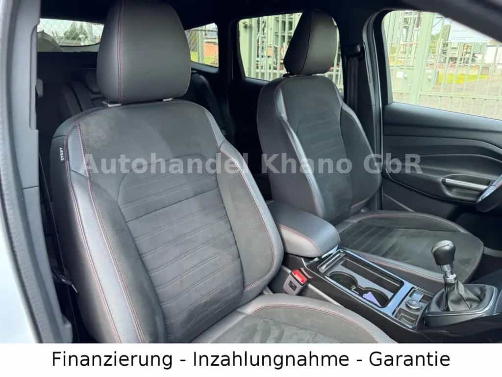 Ford Kuga ST-Line 08/2018-photo-12