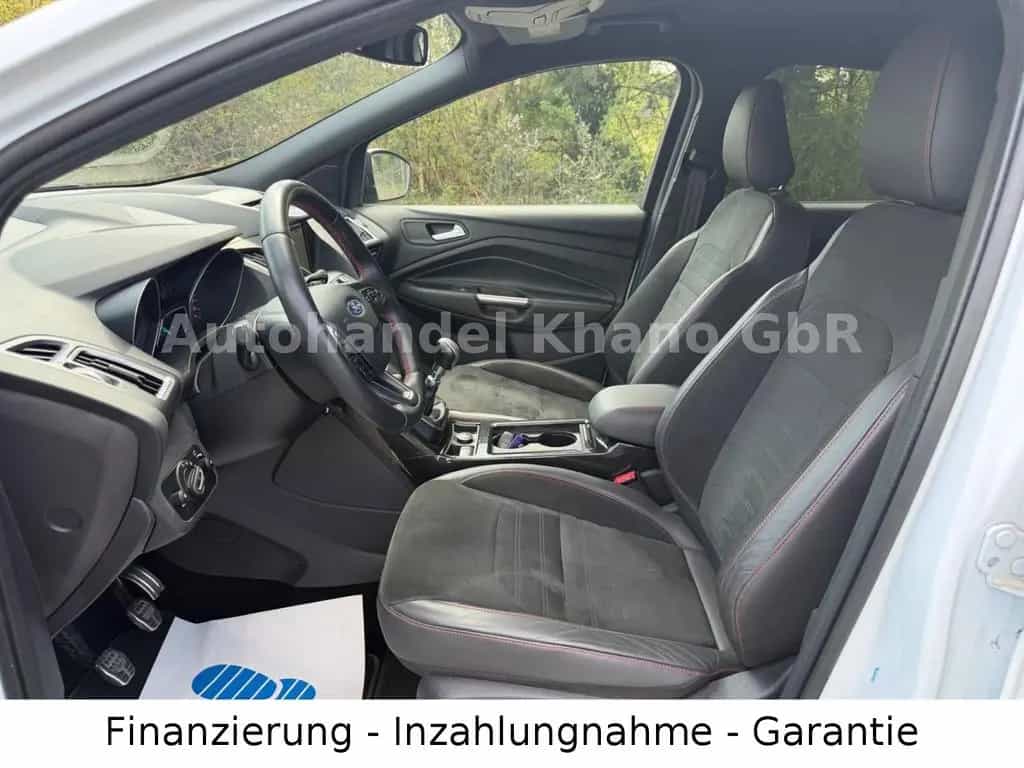 Ford Kuga ST-Line 08/2018-photo-5