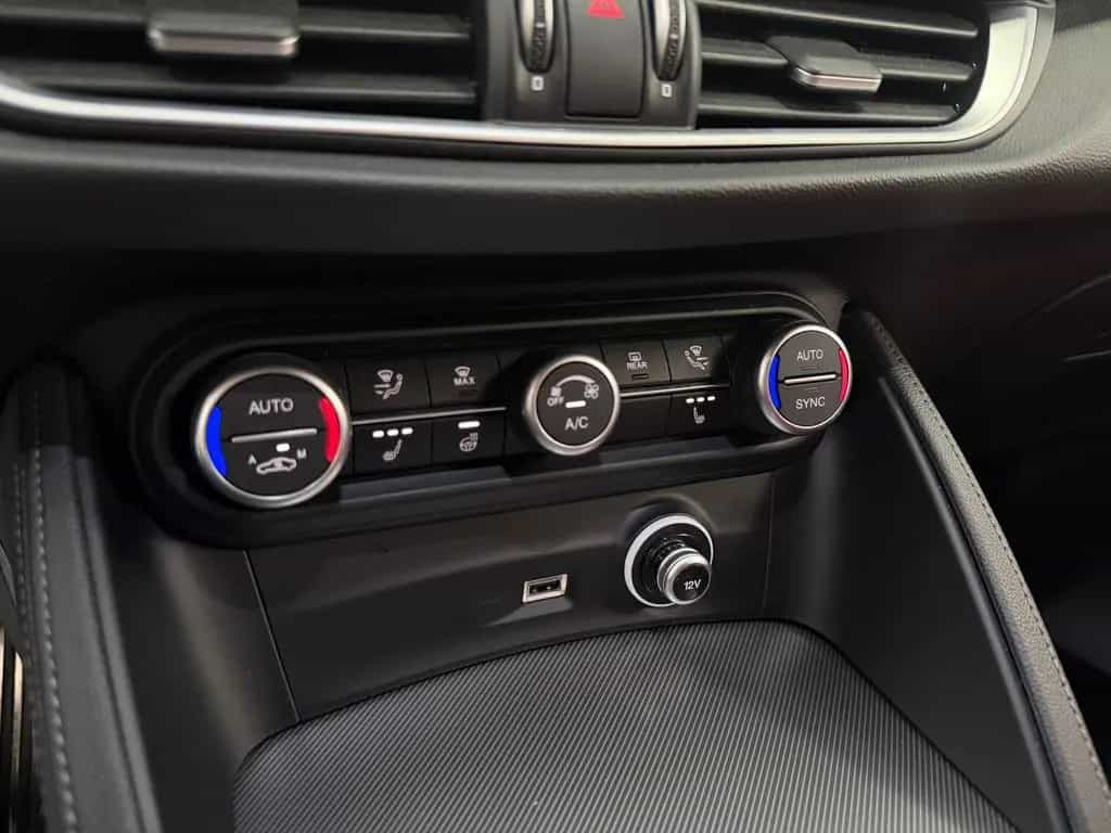 Alfa Romeo Stelvio Veloce Q4*Fahrwerk Aktiv*Performance* 02/2022-photo-14