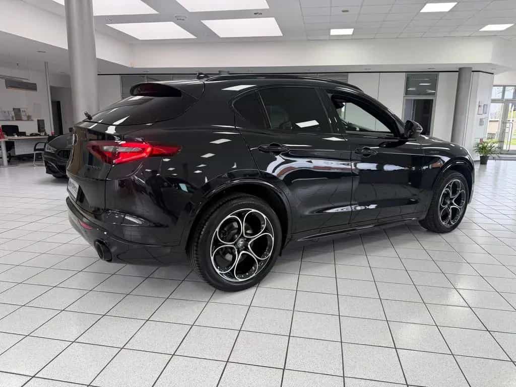Alfa Romeo Stelvio Veloce Q4*Fahrwerk Aktiv*Performance* 02/2022-photo-3