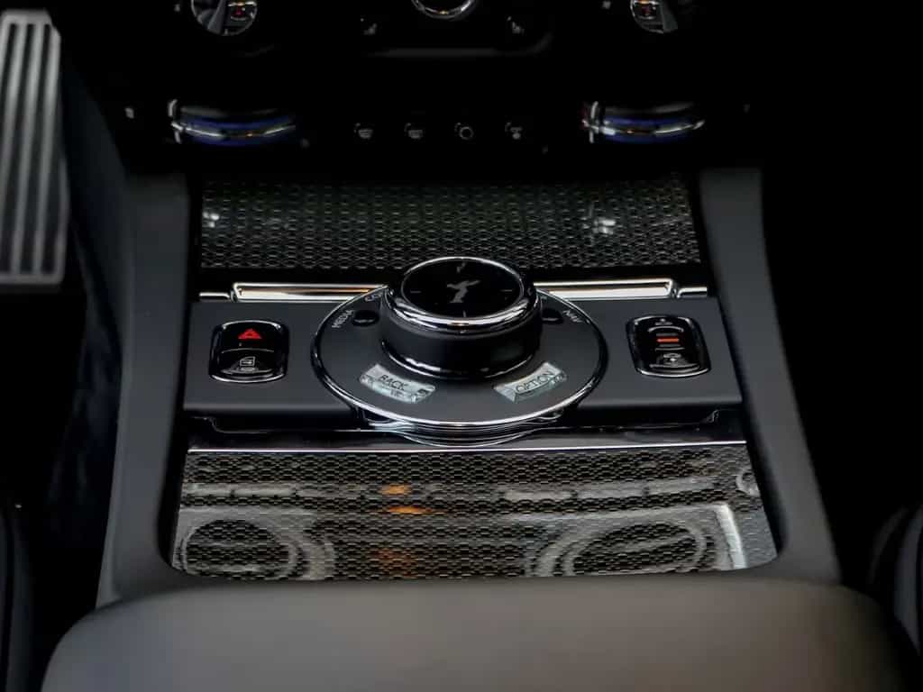 Rolls-Royce Wraith Black Badge Wraith 08/2018-photo-20