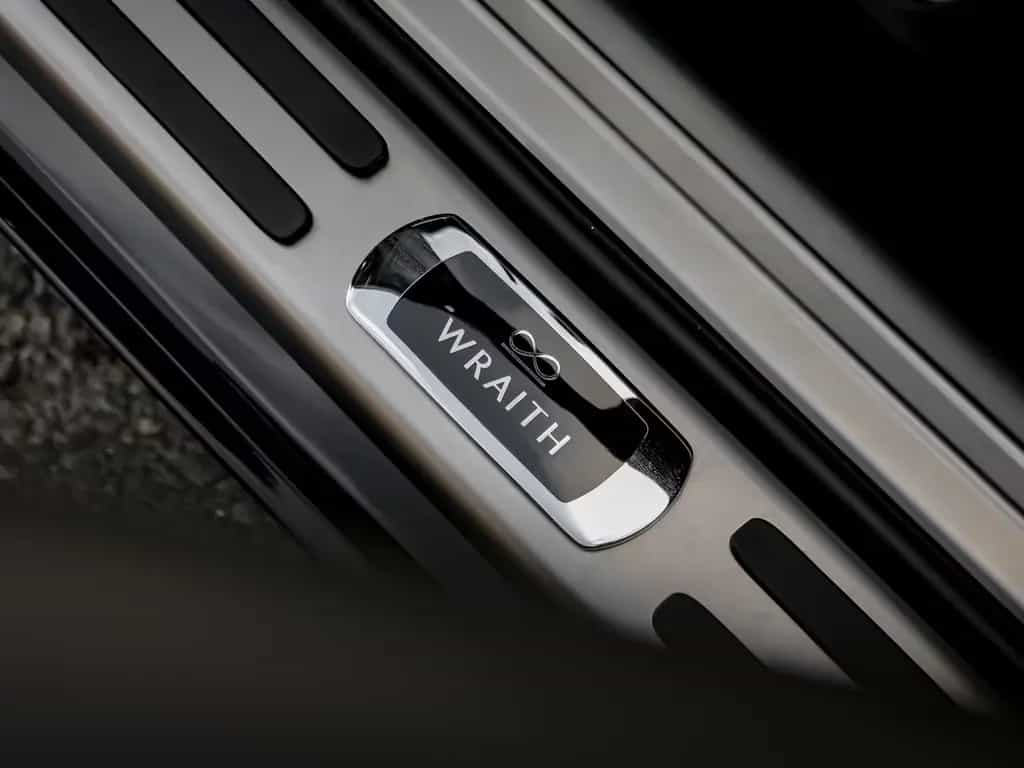 Rolls-Royce Wraith Black Badge Wraith 08/2018-photo-21