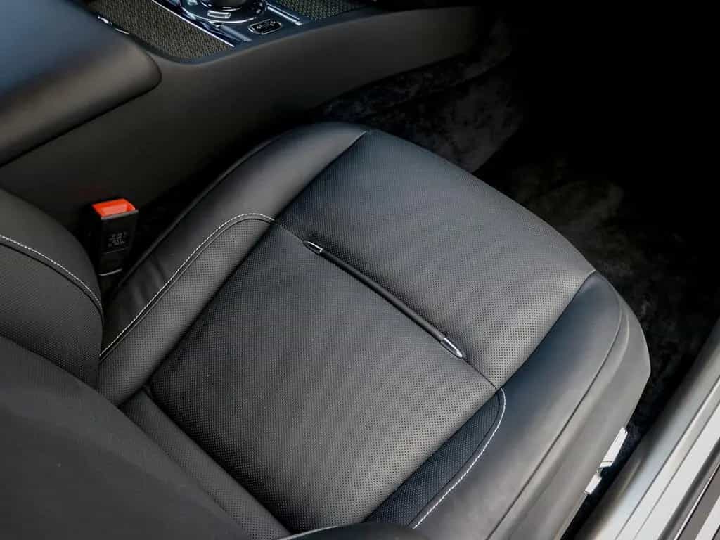 Rolls-Royce Wraith Black Badge Wraith 08/2018-photo-32