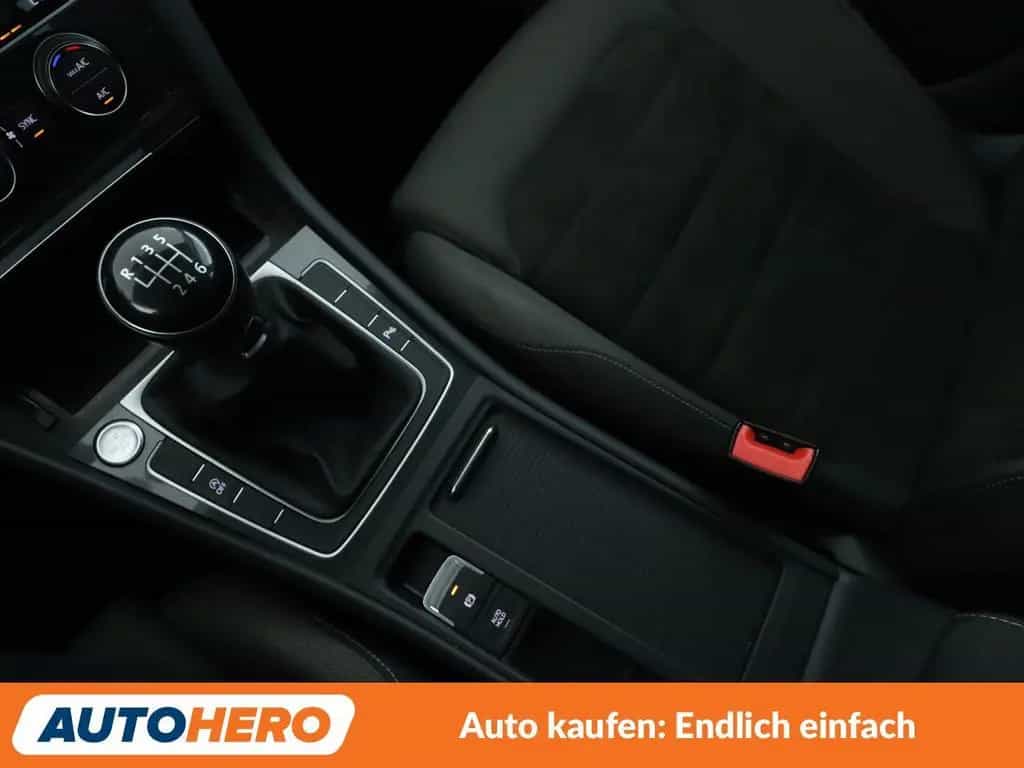 Volkswagen Golf VII 1.4 TSI Comfortline BlueMotion*NAVI*CAM 05/2017-photo-24