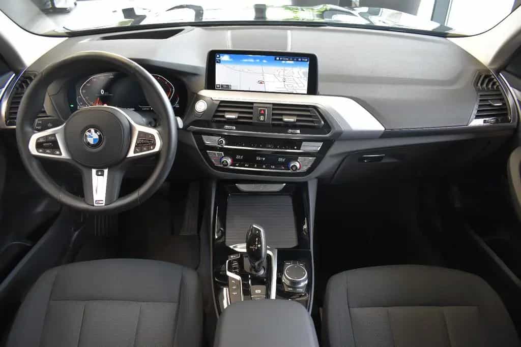 BMW X3 xDrive 20d Aut. Advantage LED~LiveC~HUD~RFKam 05/2021-photo-2