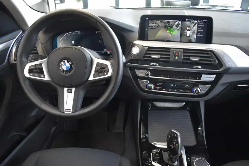 BMW X3 xDrive 20d Aut. Advantage LED~LiveC~HUD~RFKam 05/2021-photo-9