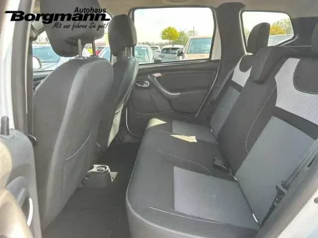 Dacia Duster Black Shadow 1.2 Sitzheizung - Rückfahrka 12/2017-photo-15