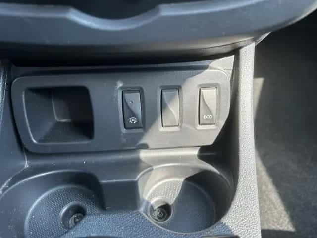 Dacia Duster Black Shadow 1.2 Sitzheizung - Rückfahrka 12/2017-photo-21