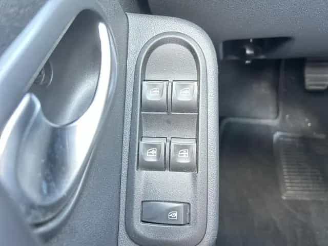 Dacia Duster Black Shadow 1.2 Sitzheizung - Rückfahrka 12/2017-photo-26