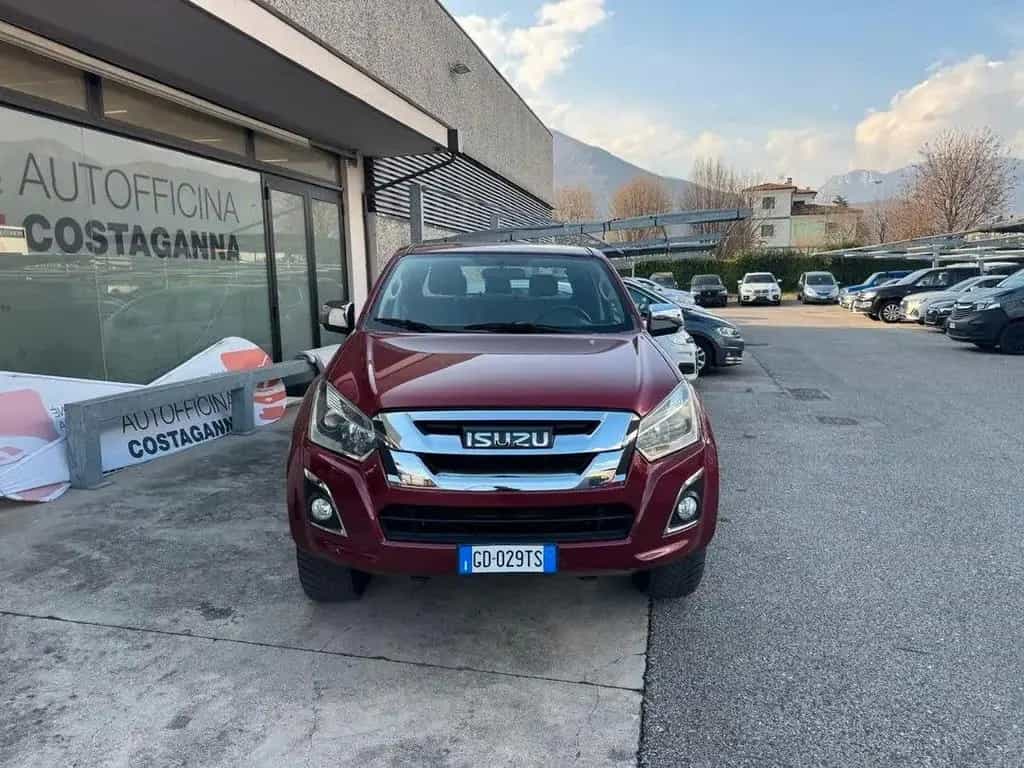 Isuzu D-Max III 2017 1.9 td crew Quasar 4x4 auto 12/2020-photo-1