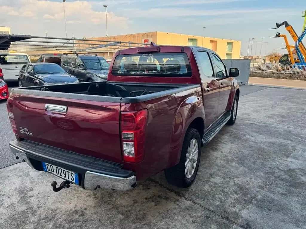 Isuzu D-Max III 2017 1.9 td crew Quasar 4x4 auto 12/2020-photo-4