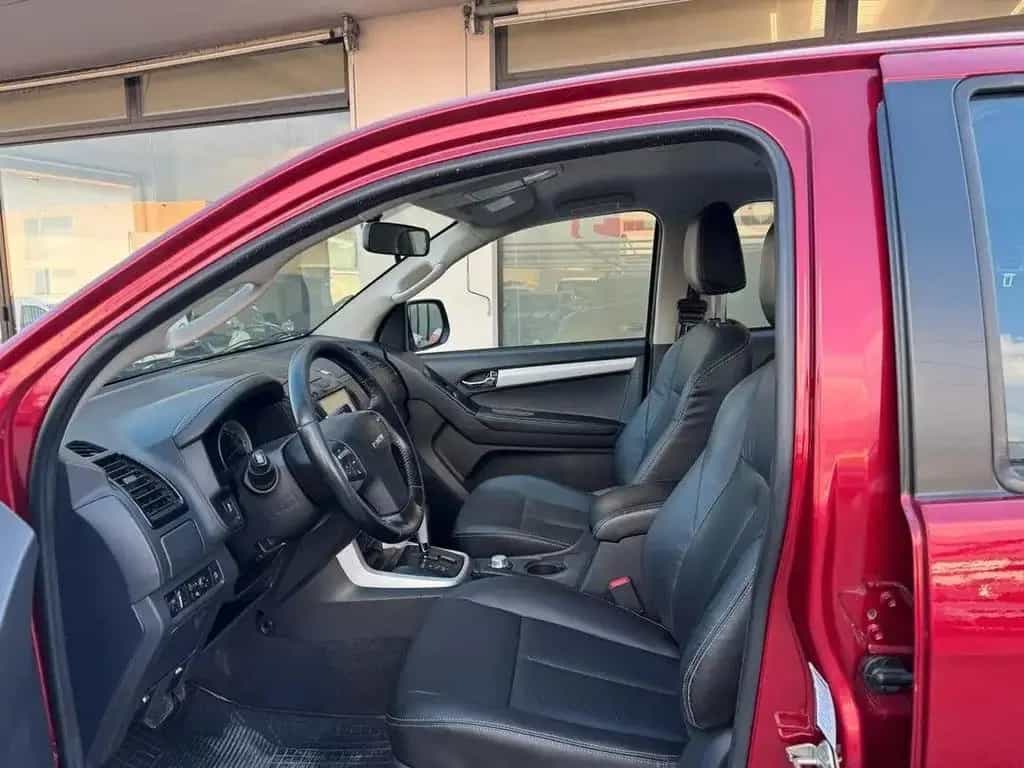 Isuzu D-Max III 2017 1.9 td crew Quasar 4x4 auto 12/2020-photo-6