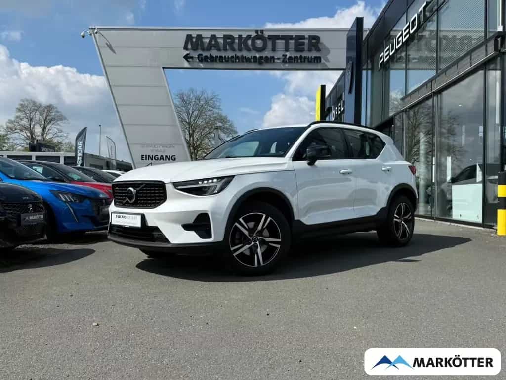 Volvo XC40 Plus Dark SHZ/LHZ/CAM/H&K/DAB/PDC/LED 04/2023-photo-0